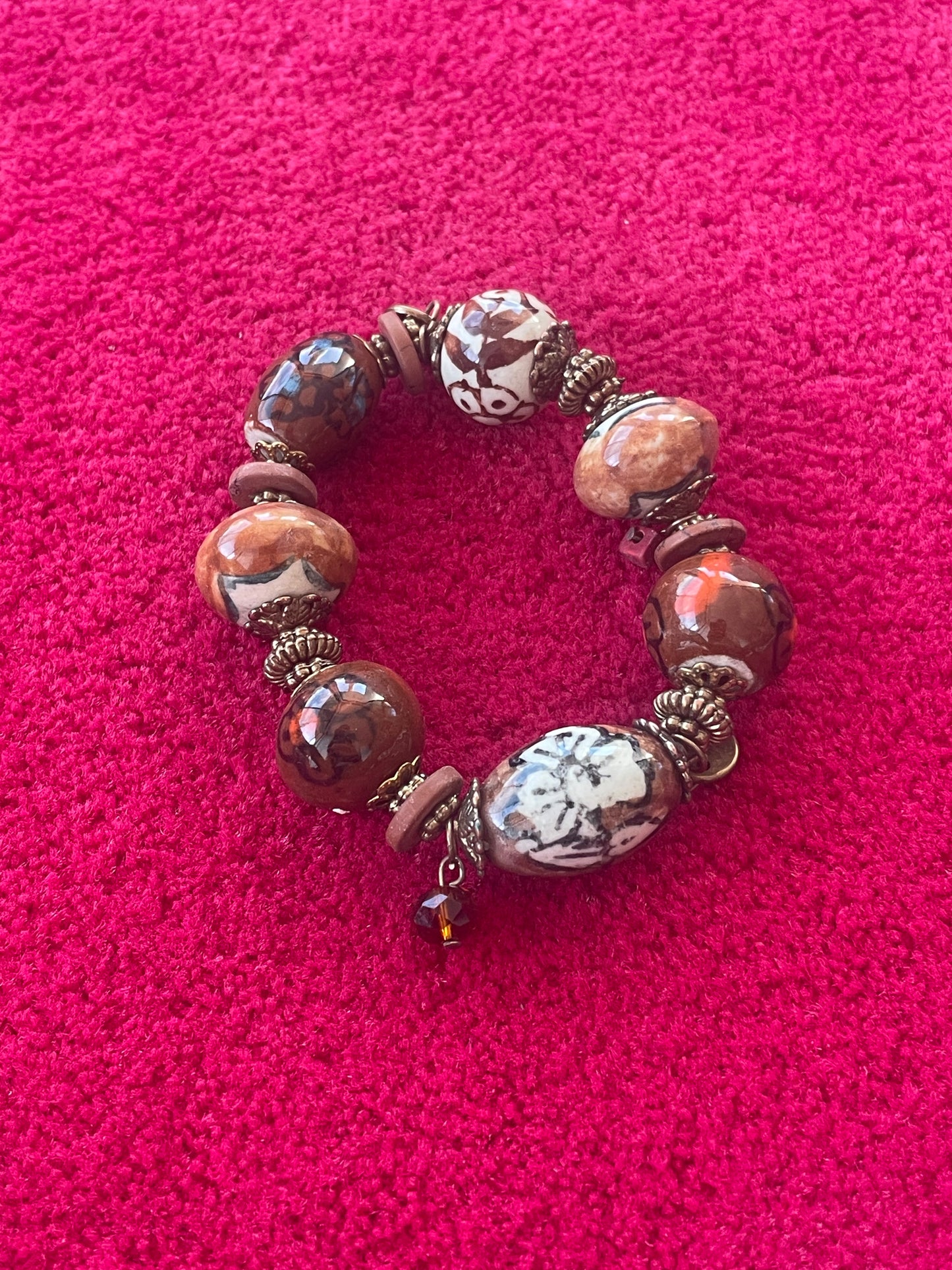 Bracelet Élastique en Perles Céramiques et Métalliques