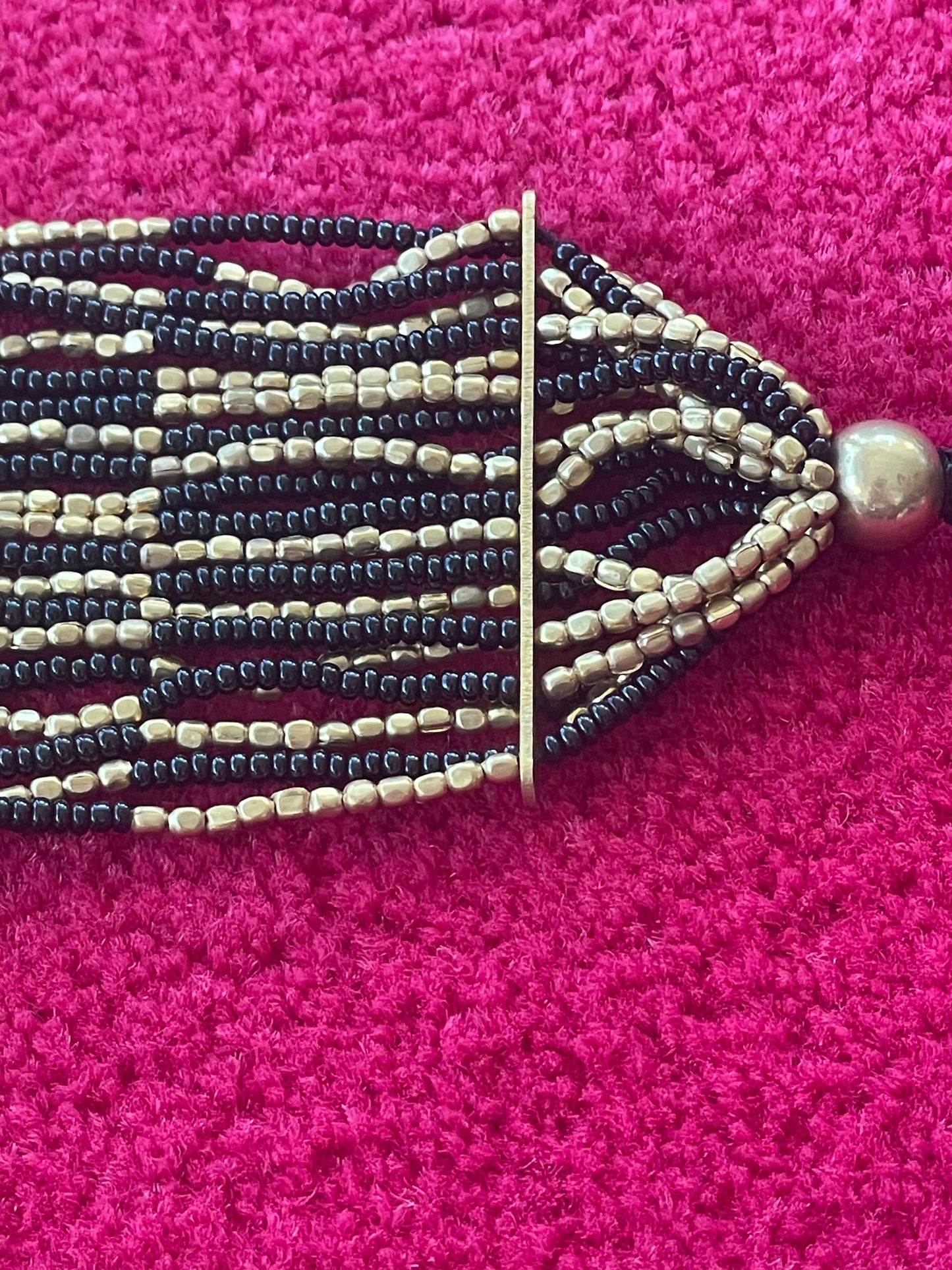Bracelet Multi-Rangs Noir et Doré