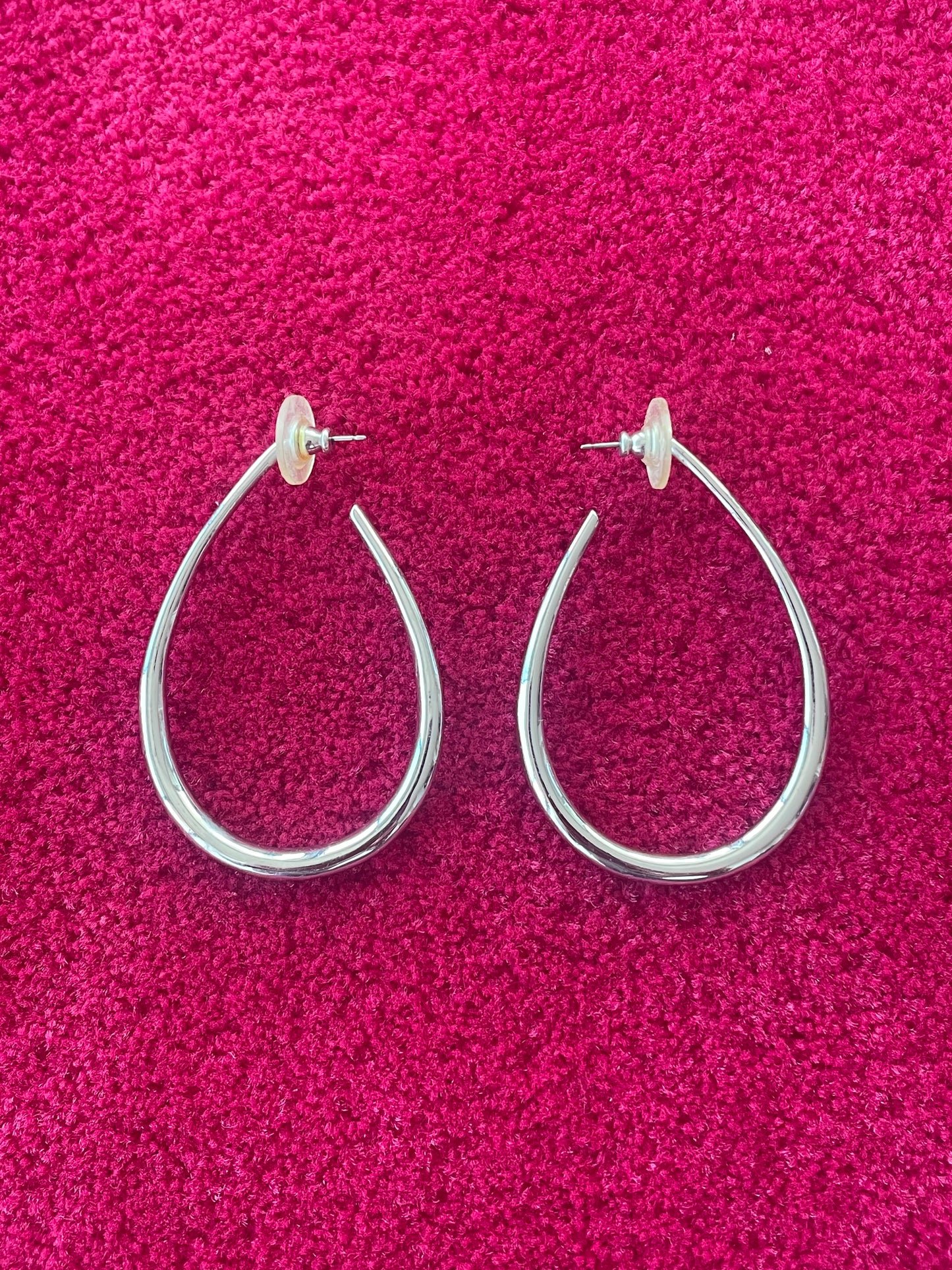 Boucles d’Oreilles Goutte en Métal Argenté