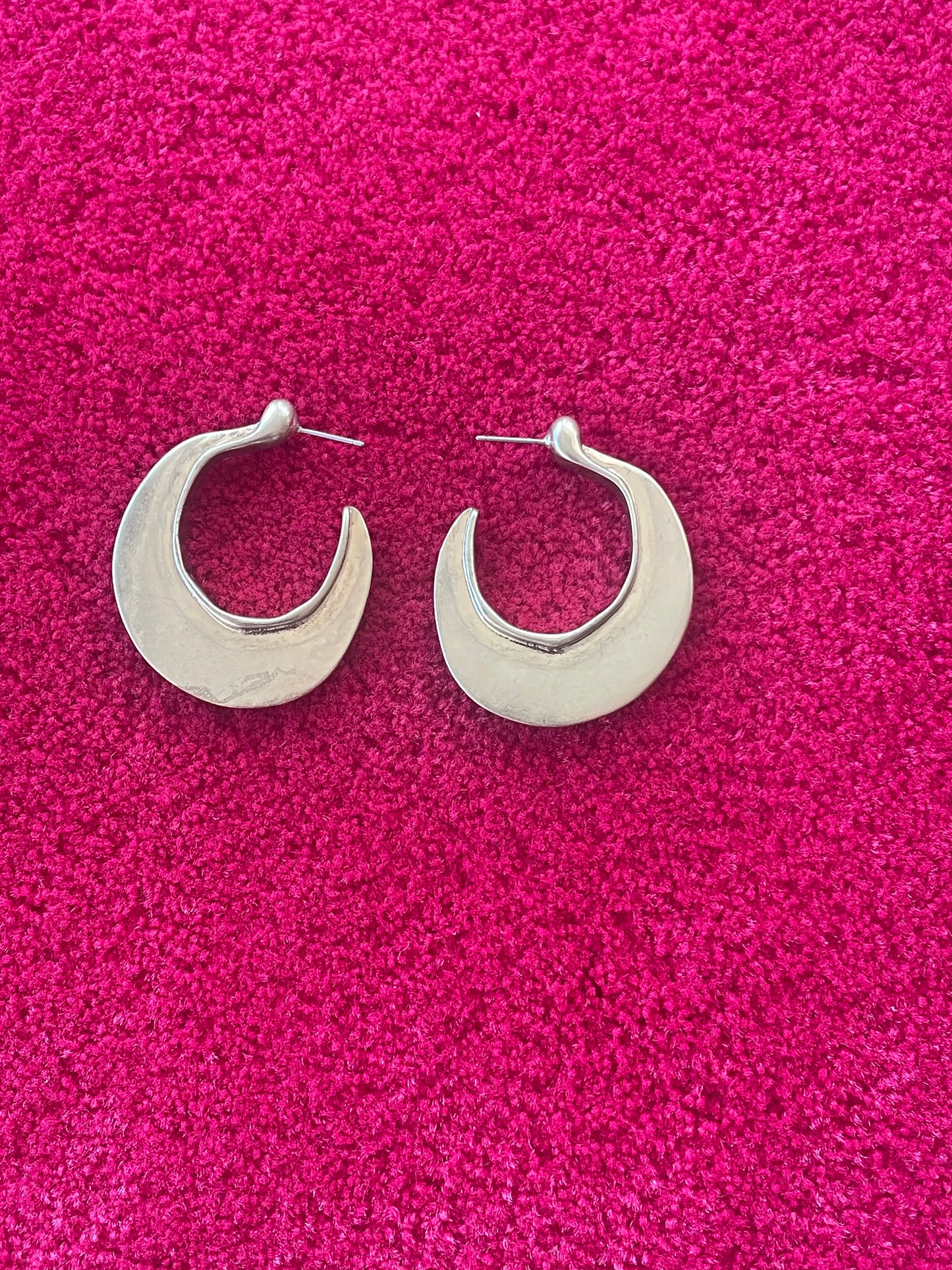 Boucles d’Oreilles Créoles en Argent Brossé