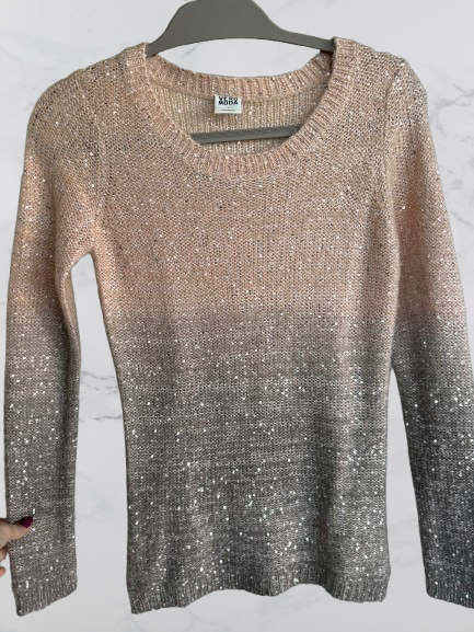 Sweater 10